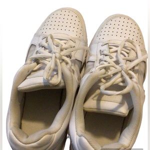 Nike Air White Sneakers Used Condition size 10US